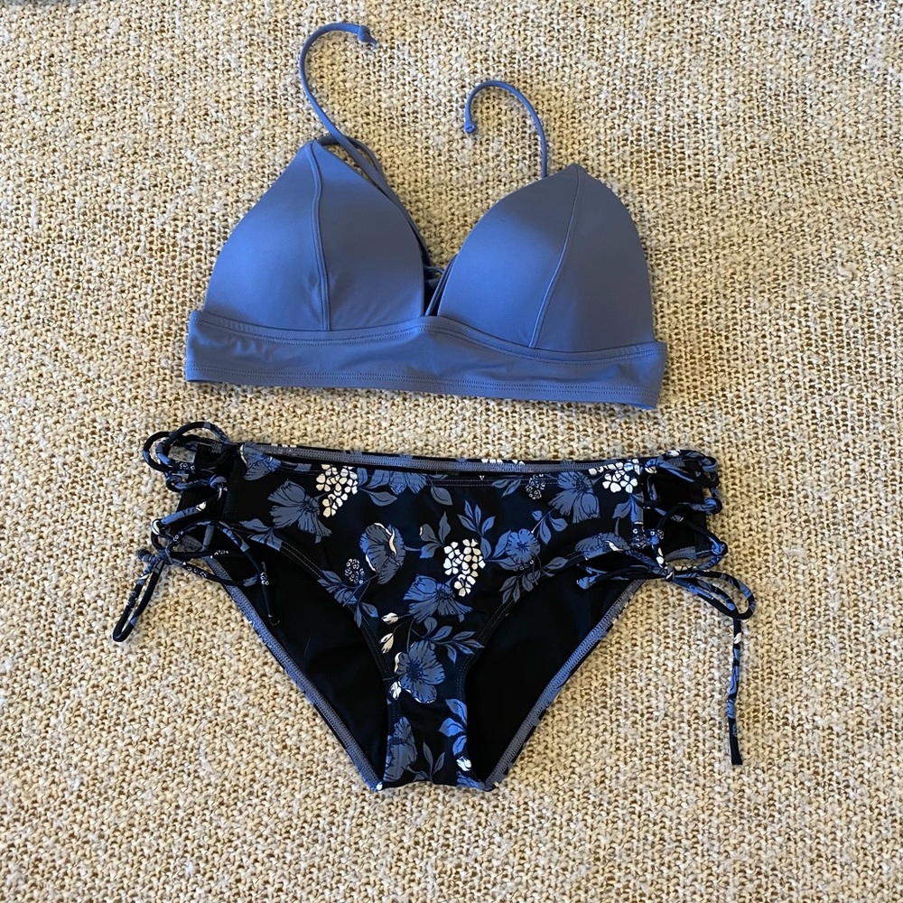 Hip Hugger Bikini Set
